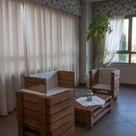 Giga Villa Santa Lucia