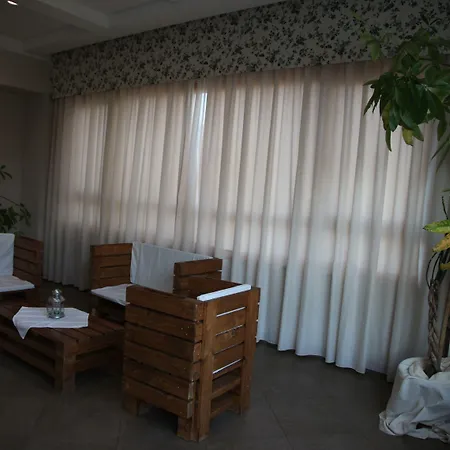 Giga Villa Santa Lucia