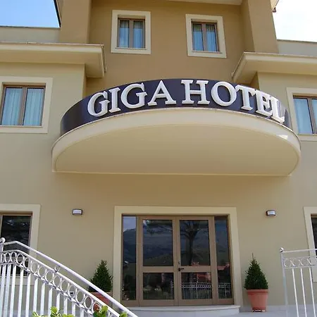Hotel Giga Villa Santa Lucia