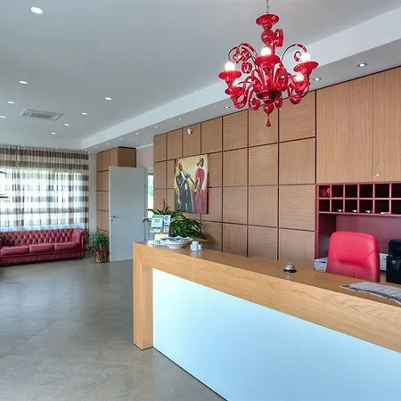 Giga Villa Santa Lucia
