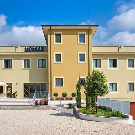فندق Giga Villa Santa Lucia
