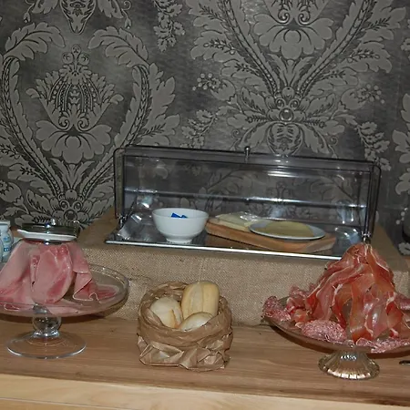 Hotel Giga Villa Santa Lucia