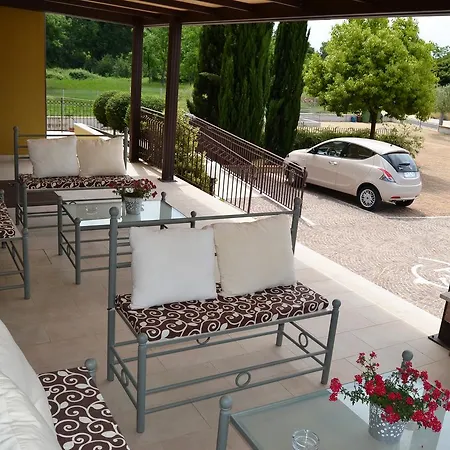 Giga Hotel