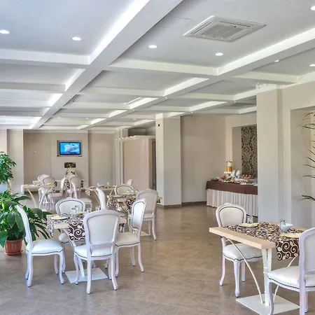 Giga Hotel
