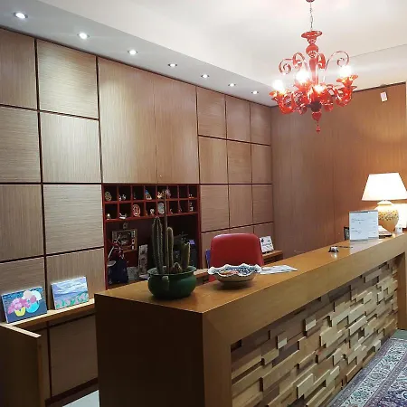 Giga Hotel